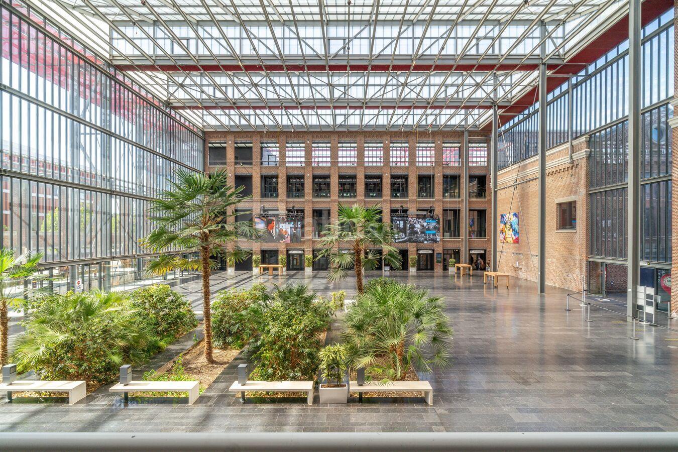 euratechnologies building (inside)